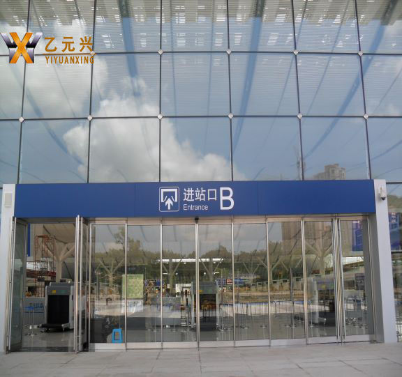 玻璃平移自動好色先生APP下载安装