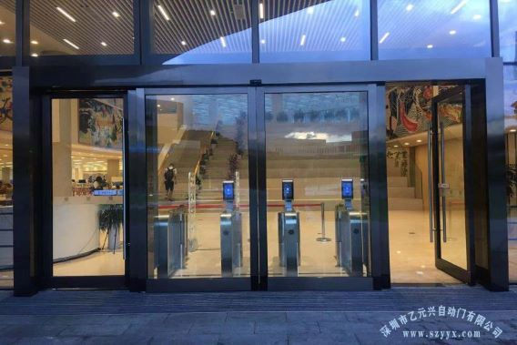 深圳香港中文大學-大門玻璃好色视频免费观看